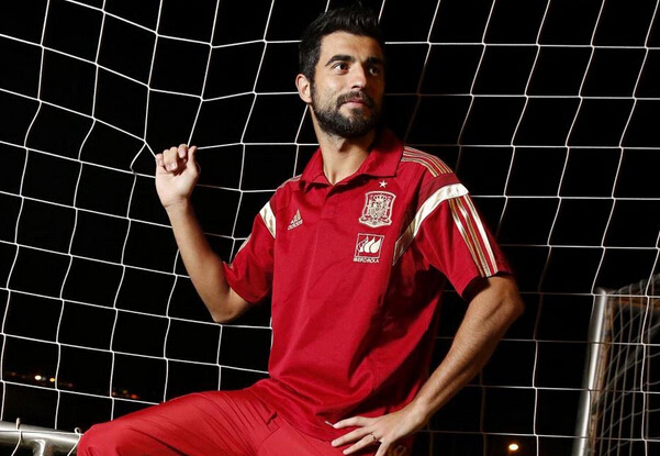 瓦伦西亚后防线稳固，取得一场胜利的简单介绍