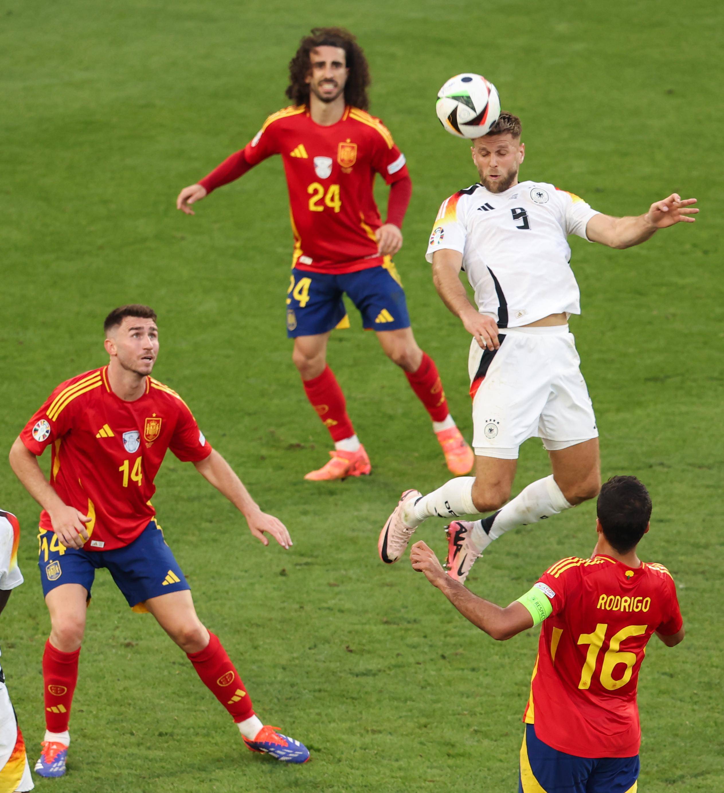 西班牙球队备战欧洲冠军联赛