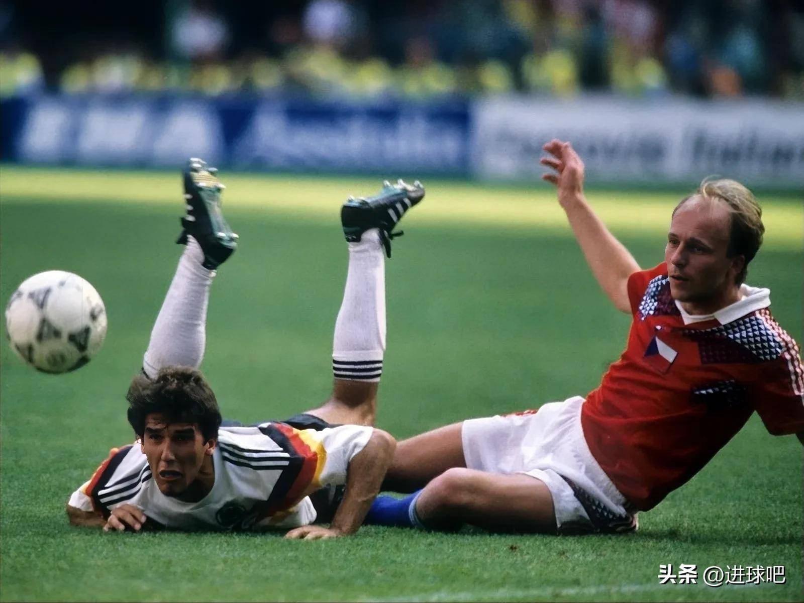 熊猫体育手机客户端-艰难征程：欧洲球队争夺胜利之路