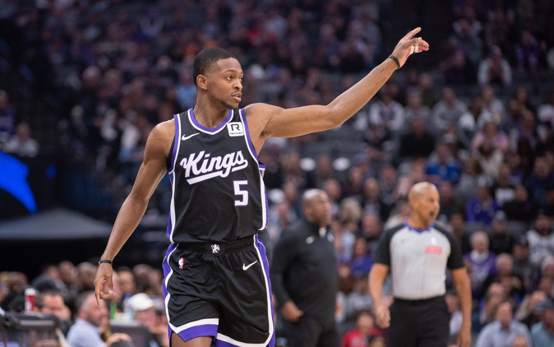 熊猫体育平台-爵士绝杀猛龙，萨博尼斯打破历史纪录