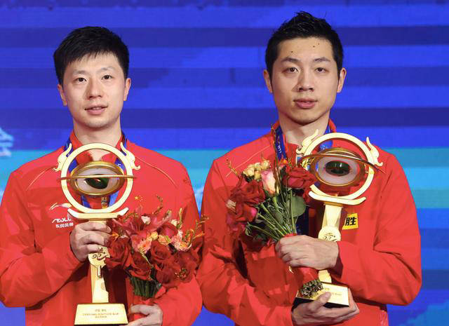 中国乒乓球队力克瑞典乒乓球队，许昕绝境逆转