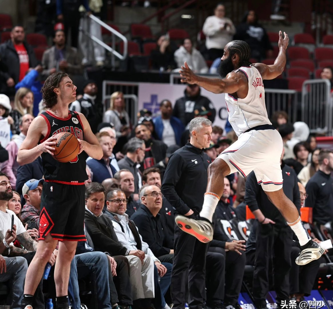 熊猫体育官方网站-篮网碾压掘金，拉文惊艳四座