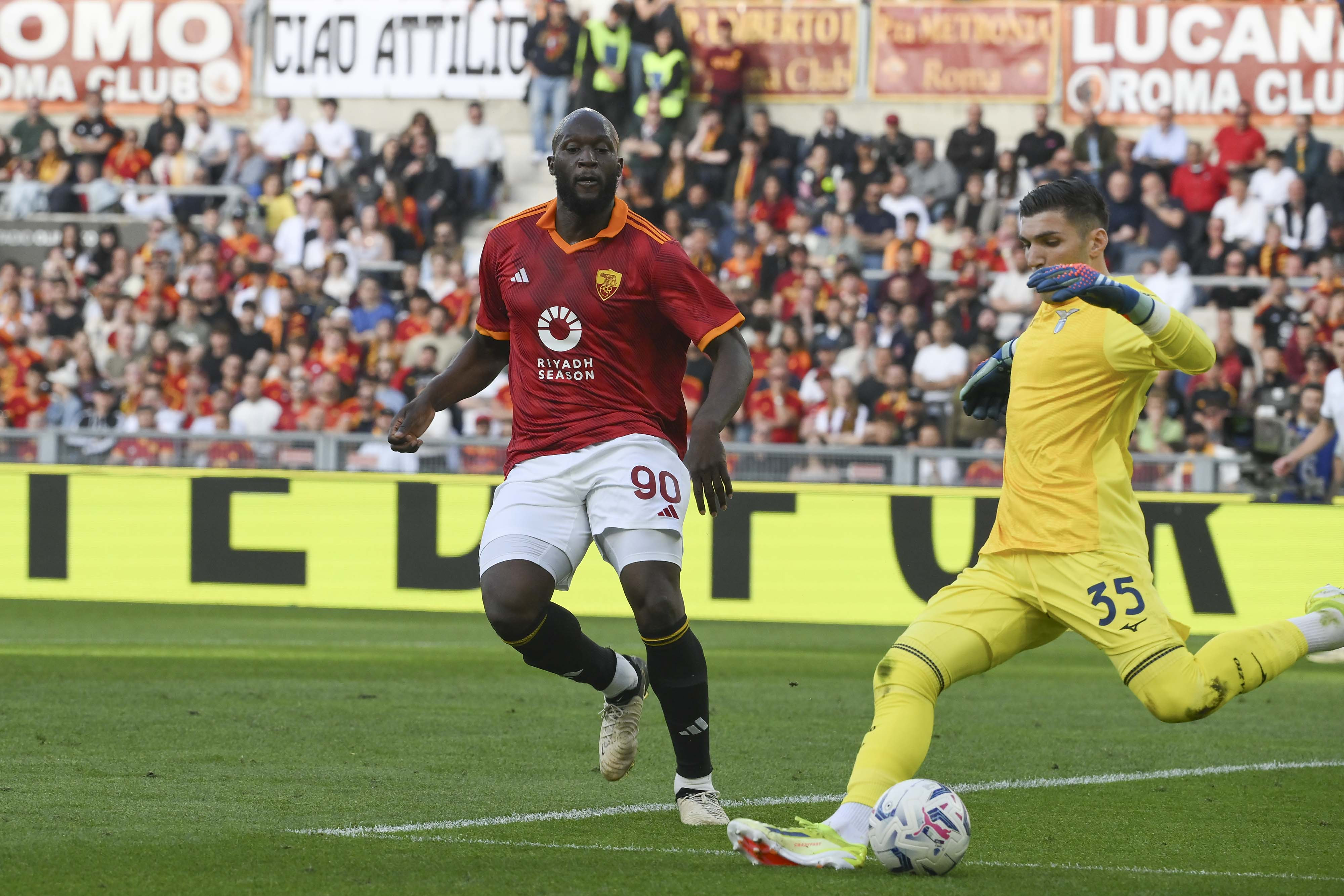 包含那不勒斯翻盘曼联，门迪点燃赛场的词条